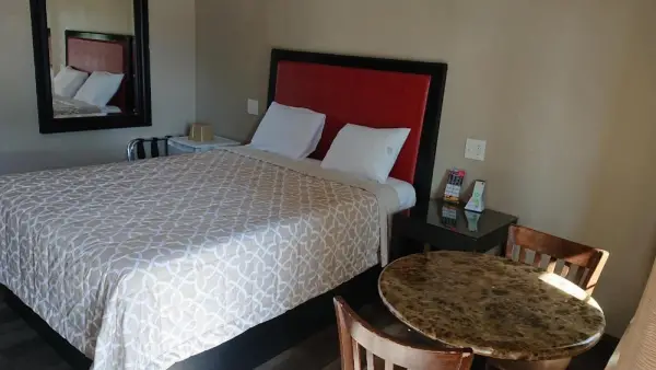 Santa Ana Travel Inn Main image